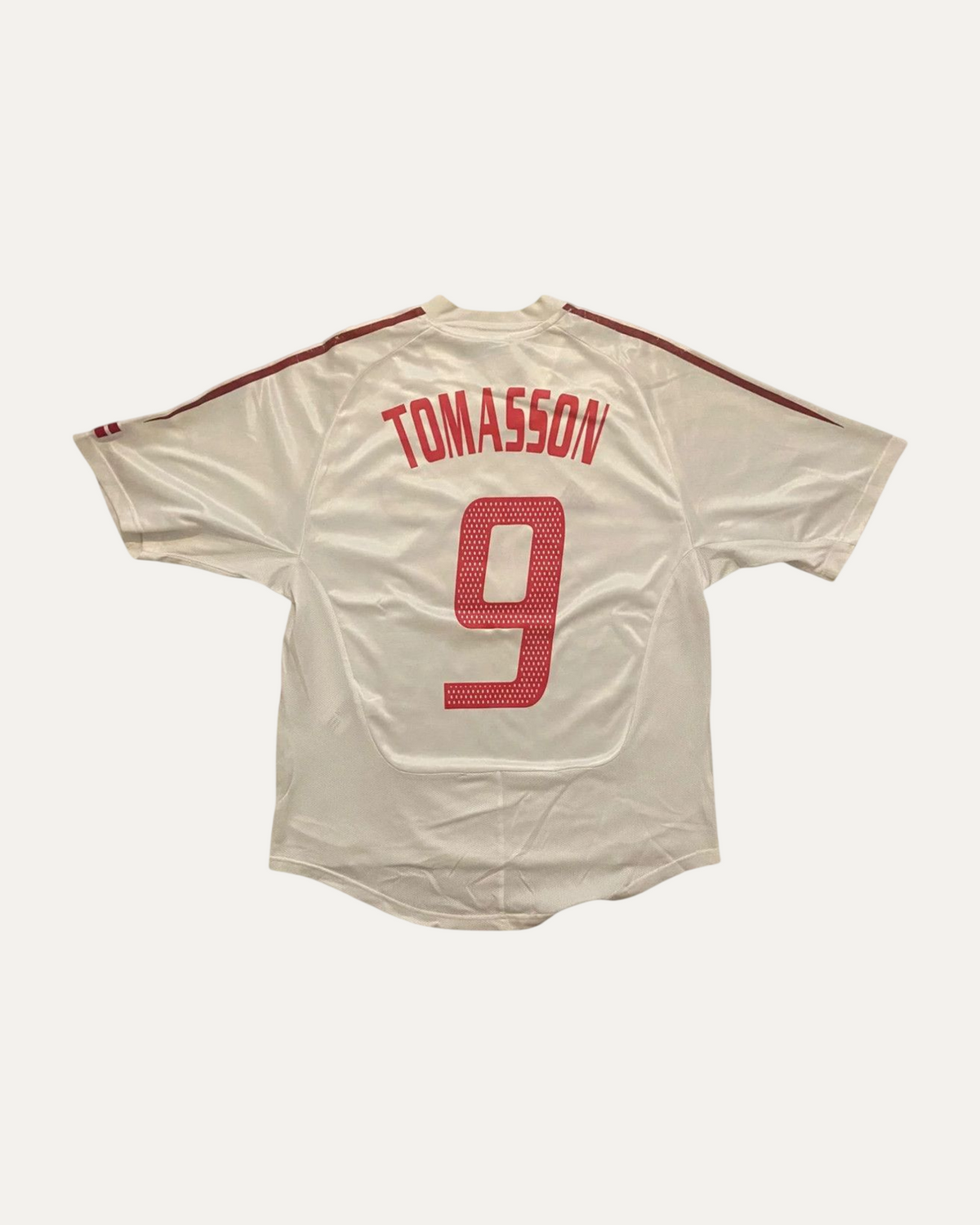 Denmark 2004/06 Home Shirt - Tomasson 9