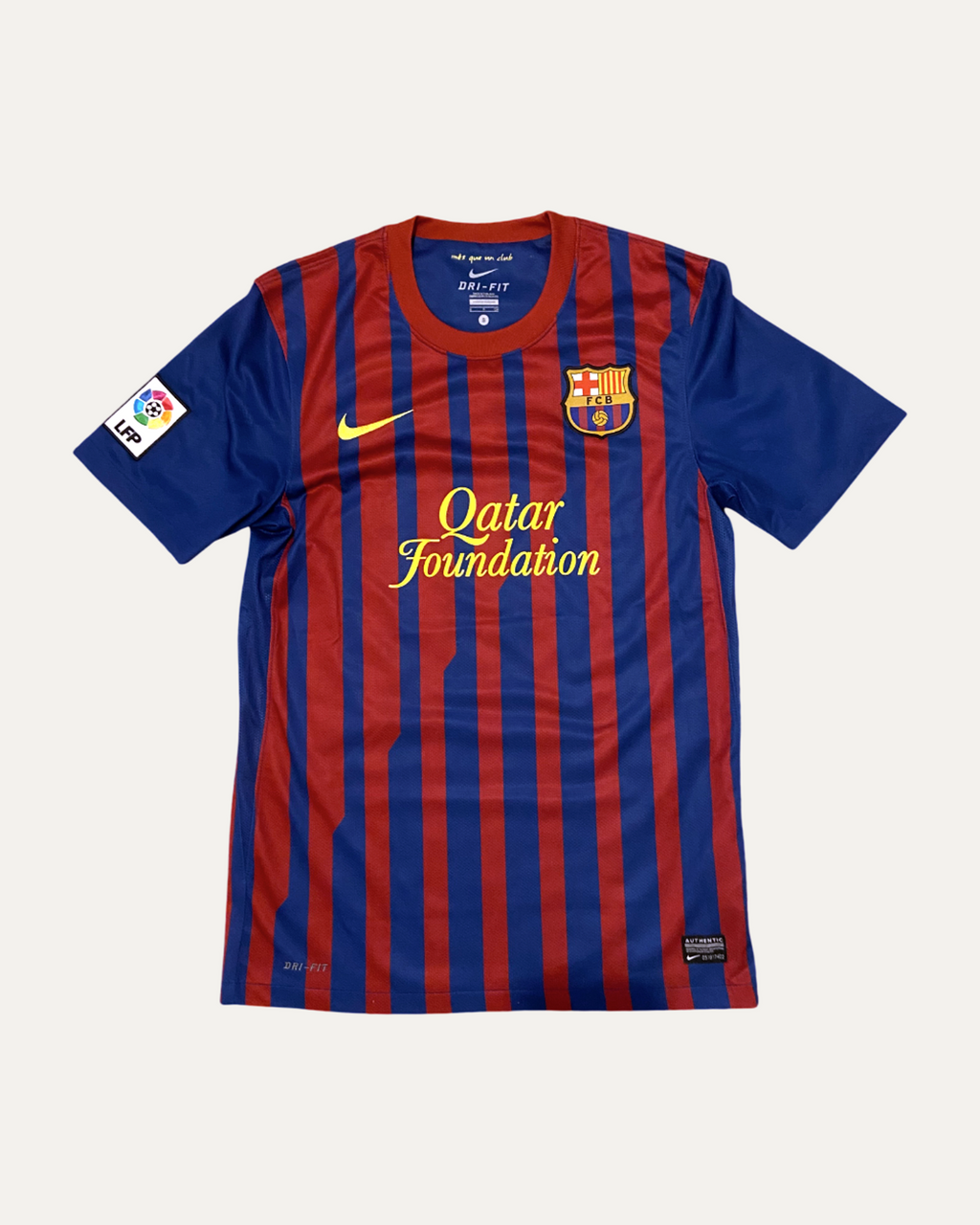 Barcelona 2011/12 Home Football Shirt (front)