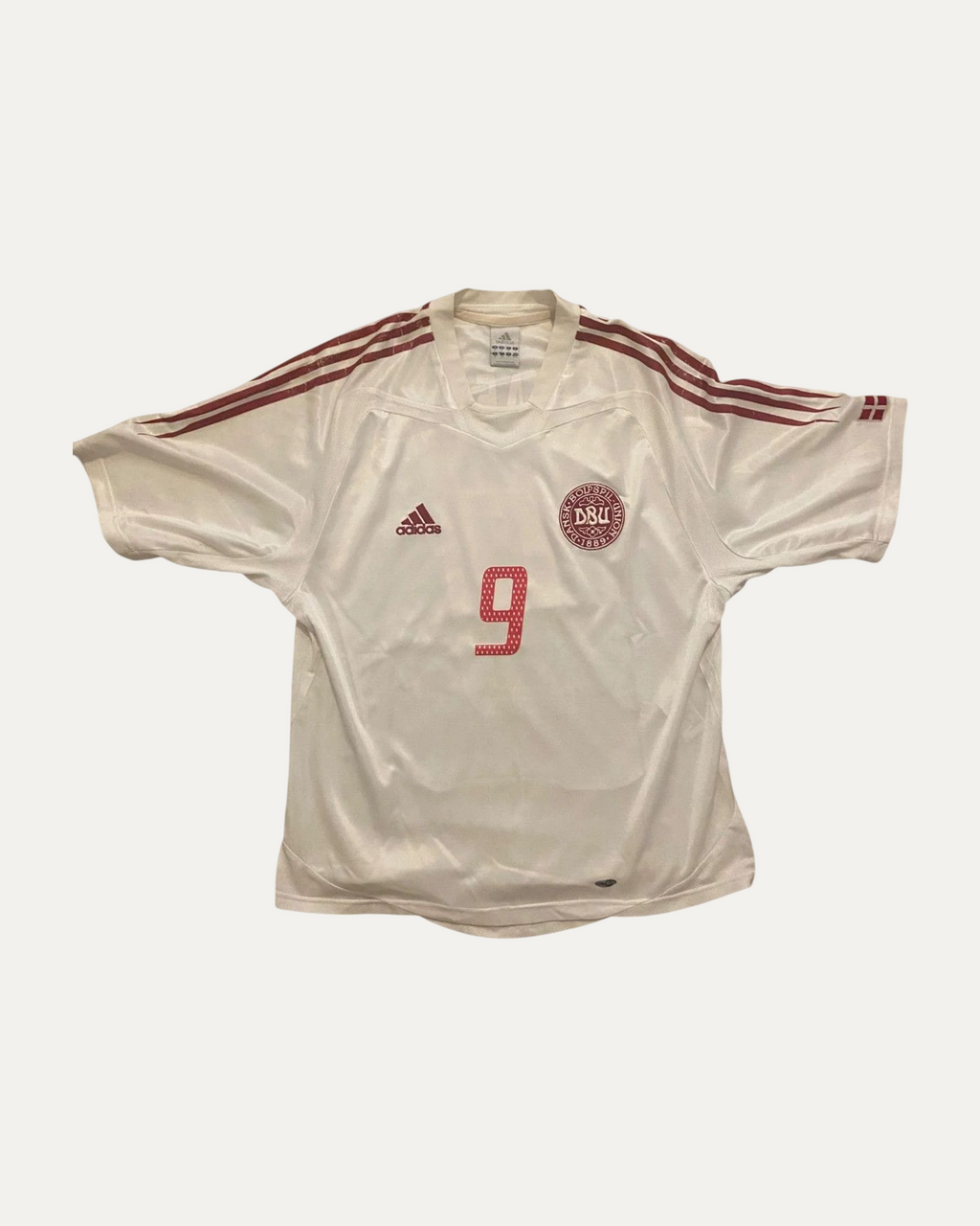 Denmark 2004/06 Home Shirt - Tomasson 9
